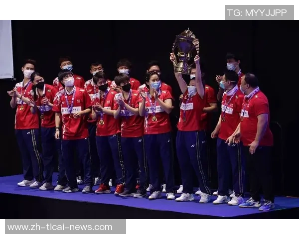 重庆羽毛球队与北京羽毛球队赛后复盘分析团队配合与战术执行的关键因素 重庆羽毛球队与北京羽毛球队赛后复盘分析团队配合与战术执行的关键因素